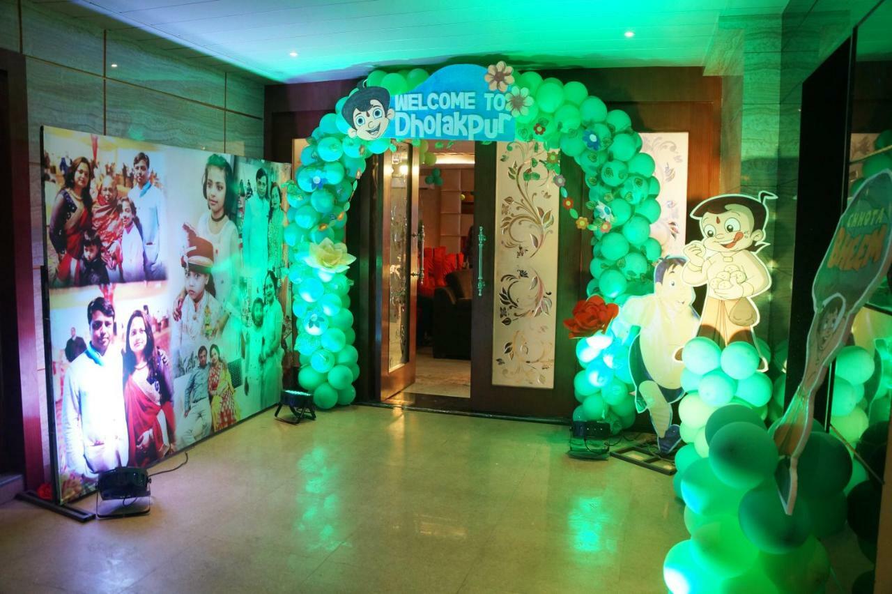 Hotel Shivoy Grand Varanasi Esterno foto