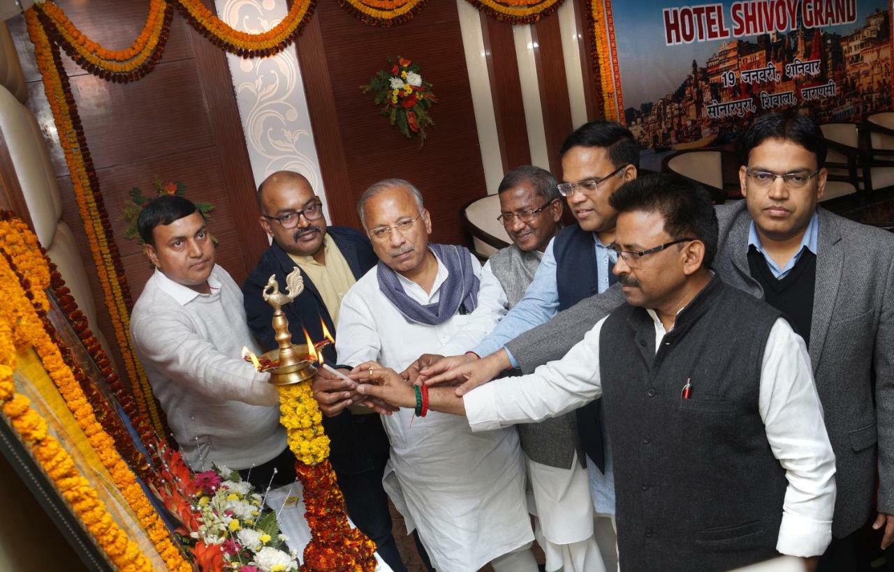 Hotel Shivoy Grand Varanasi Esterno foto
